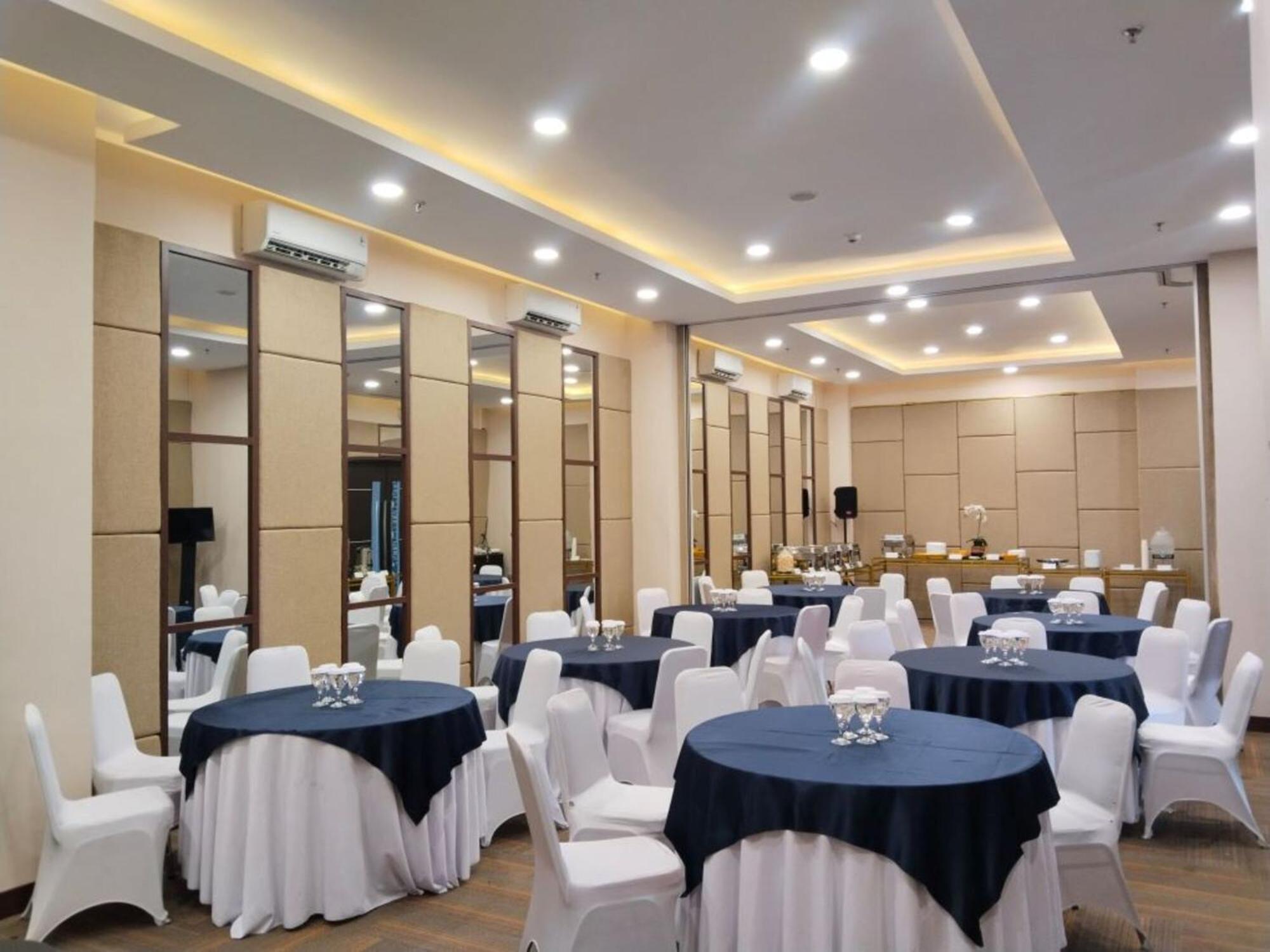 Cordova Suites เซอมารัง ภายนอก รูปภาพ