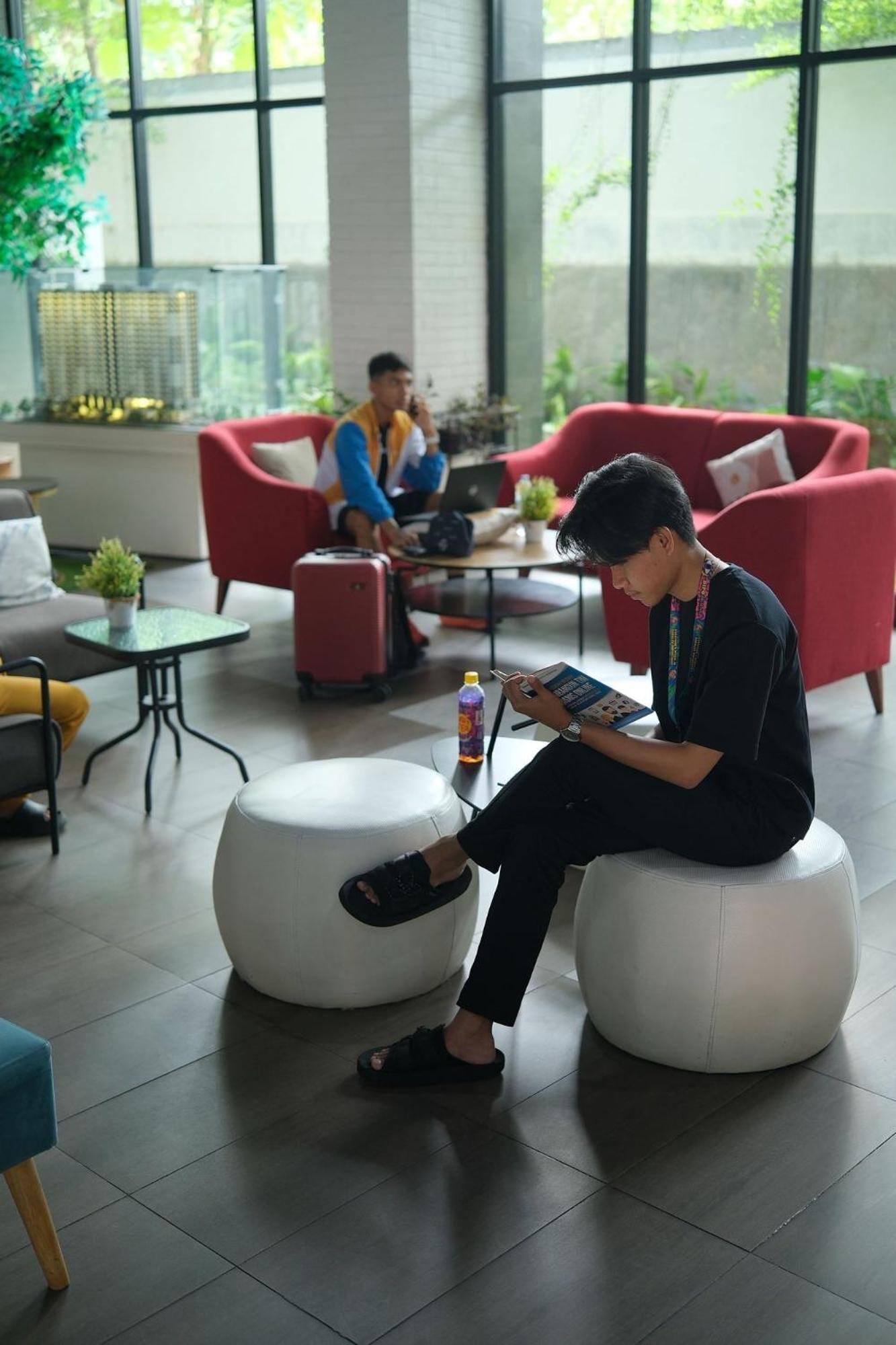 Cordova Suites เซอมารัง ภายนอก รูปภาพ
